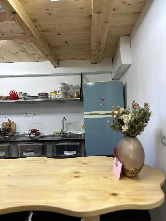 My Wooden Apartments Тирана Екстериор снимка