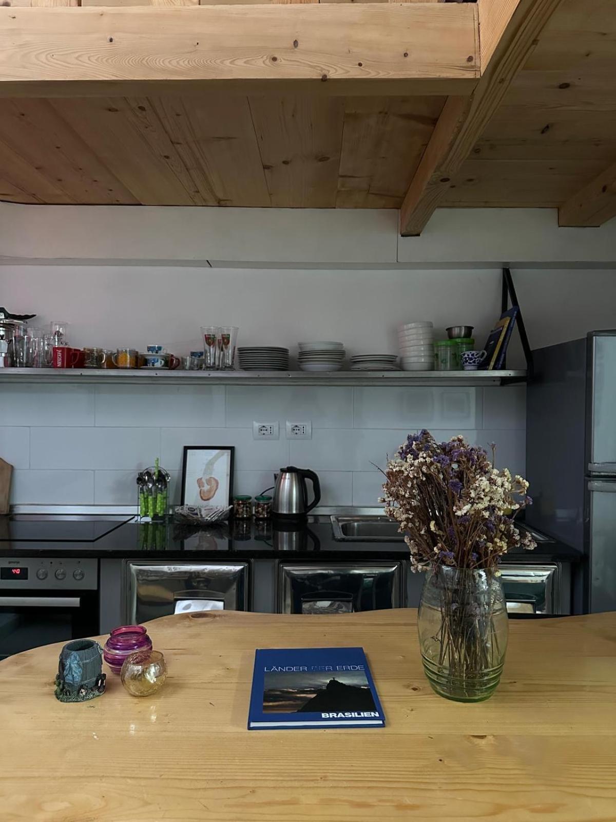 My Wooden Apartments Тирана Екстериор снимка