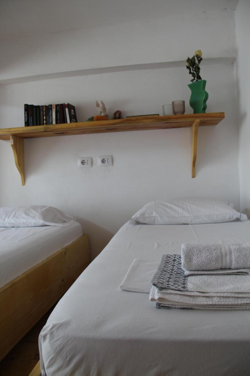 My Wooden Apartments Тирана Екстериор снимка