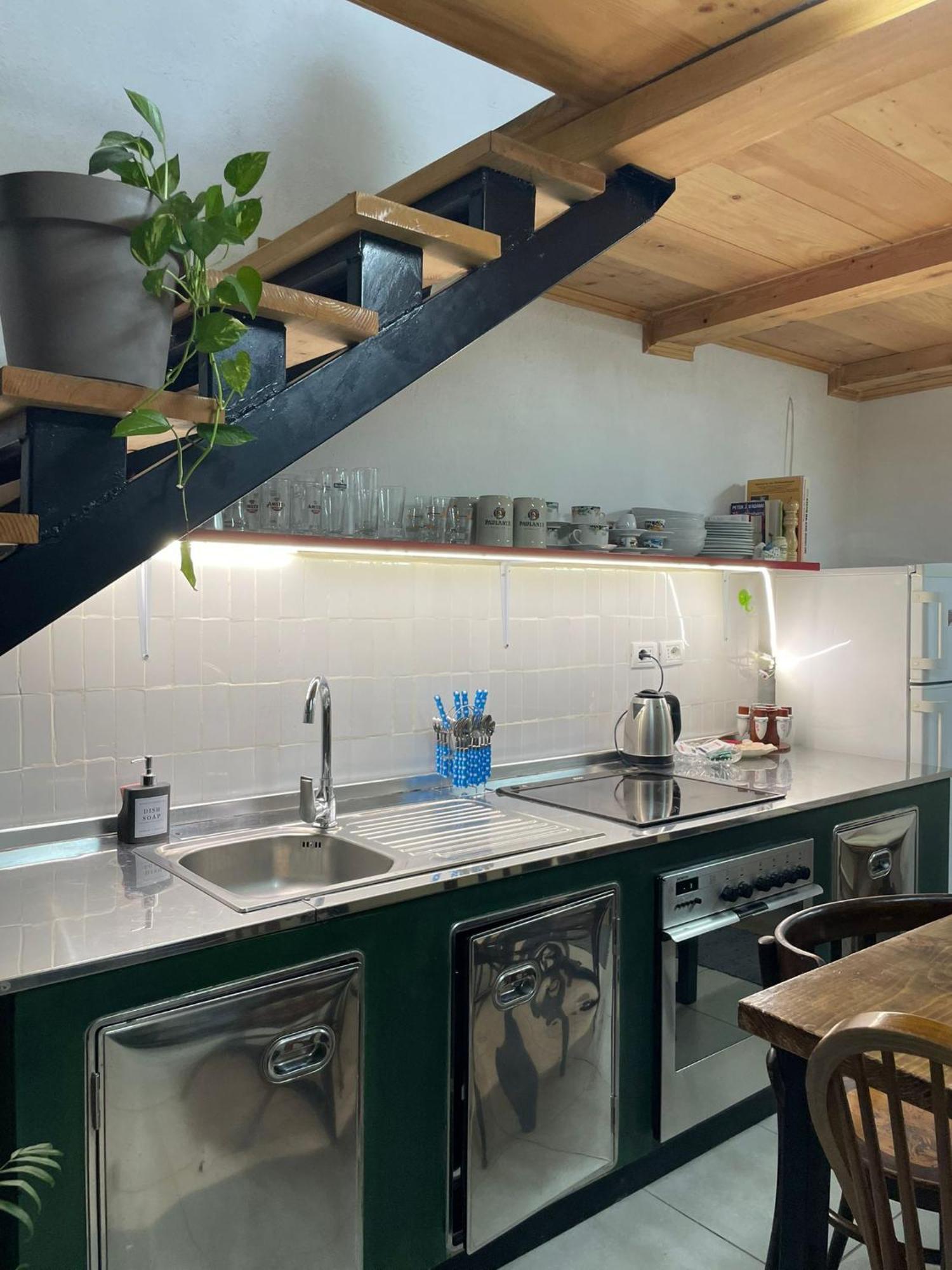 My Wooden Apartments Тирана Екстериор снимка