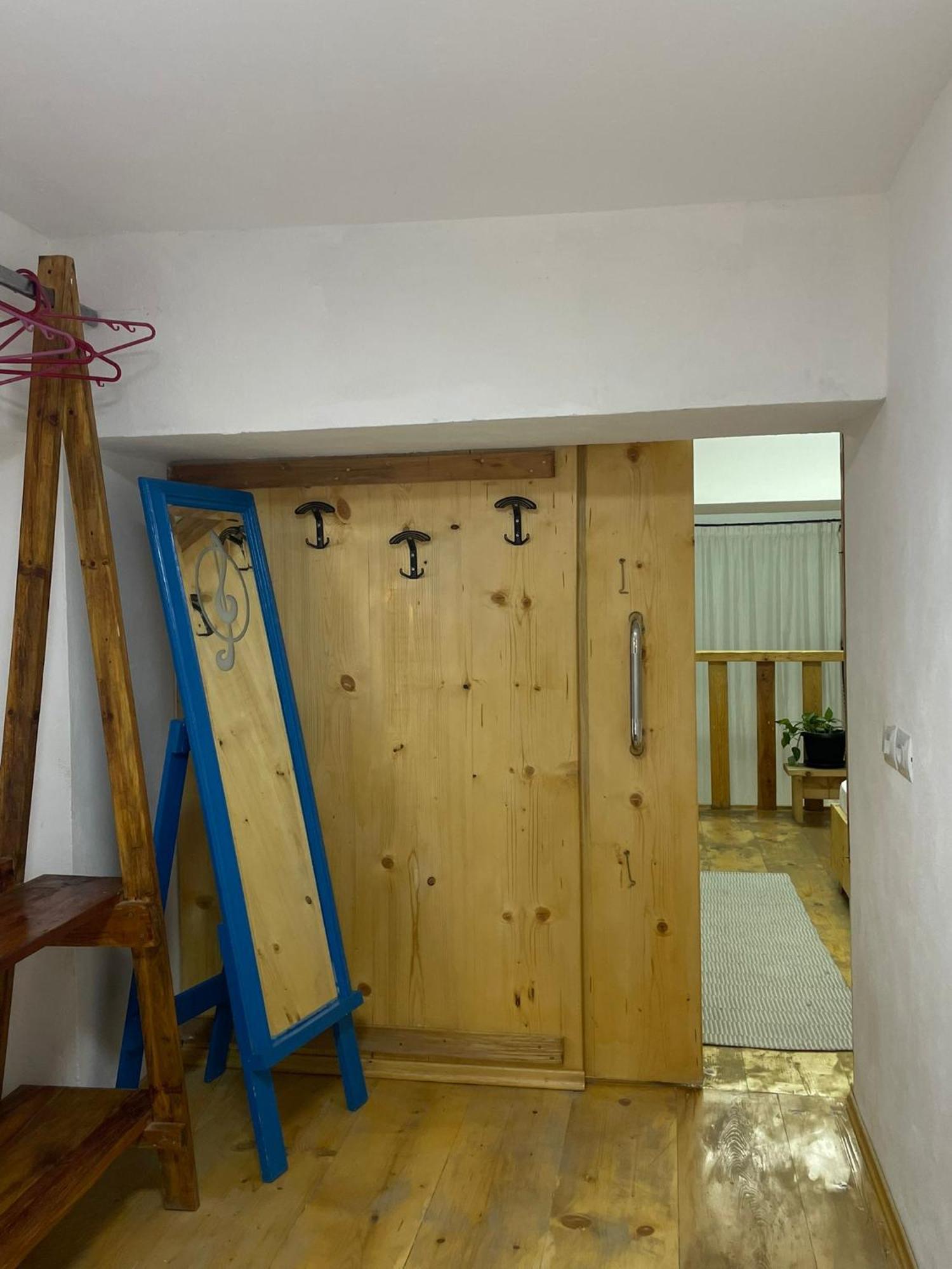 My Wooden Apartments Тирана Екстериор снимка