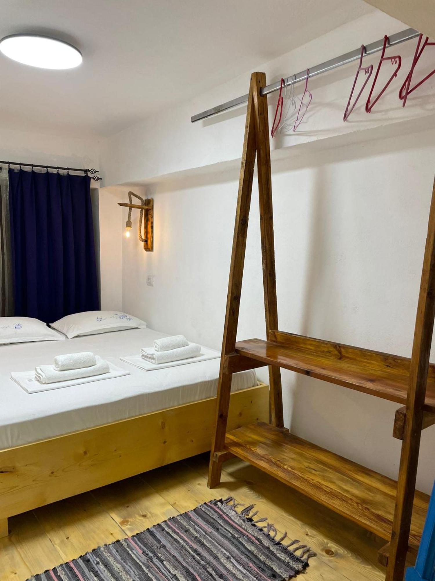 My Wooden Apartments Тирана Екстериор снимка