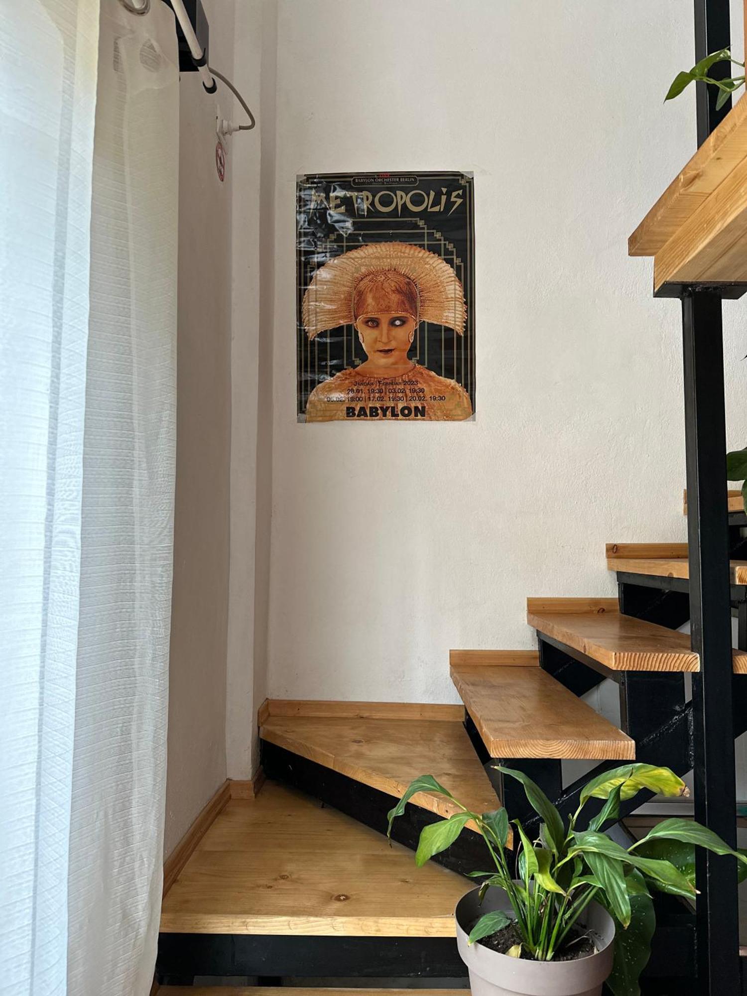 My Wooden Apartments Тирана Екстериор снимка