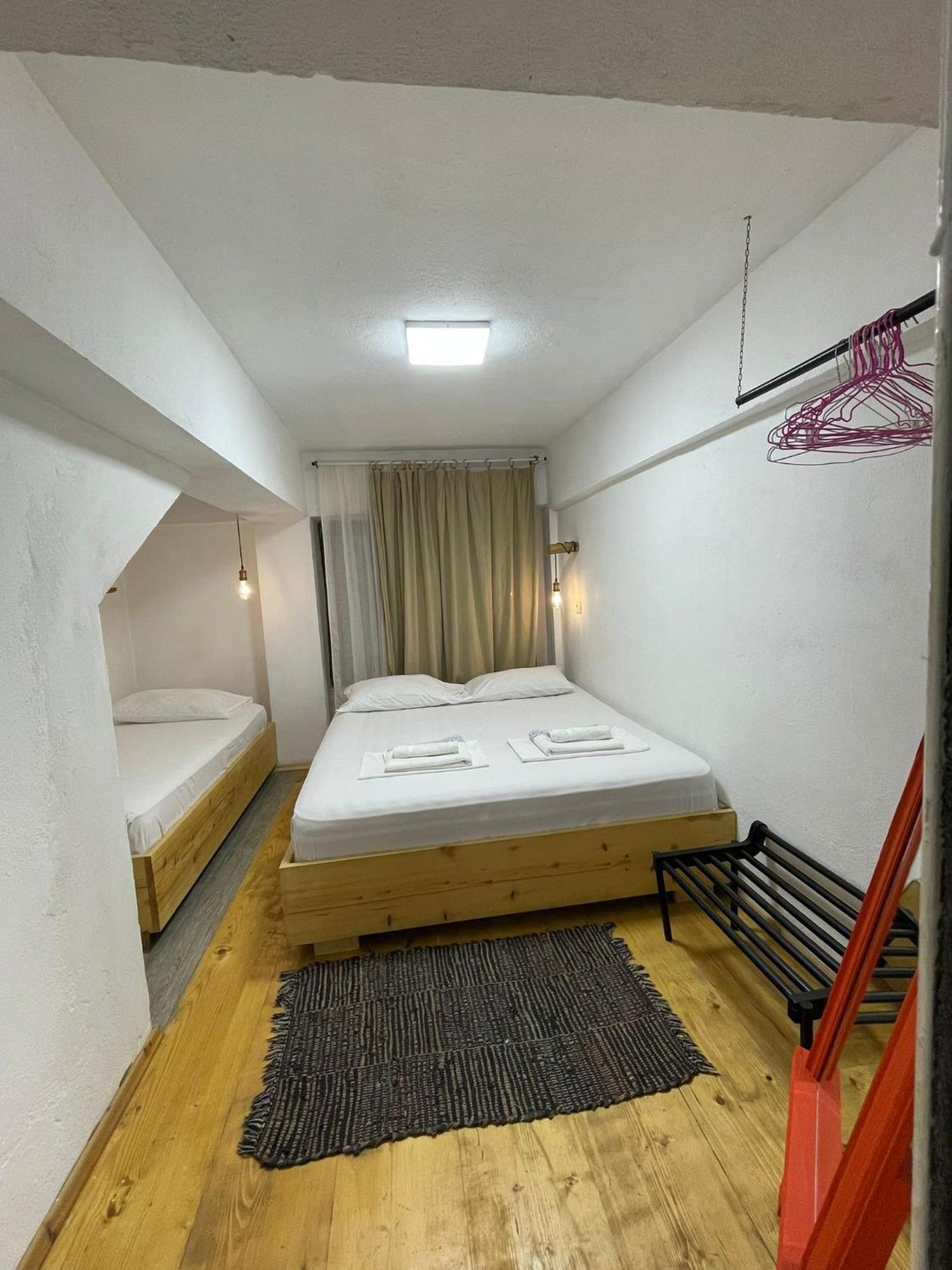 My Wooden Apartments Тирана Екстериор снимка